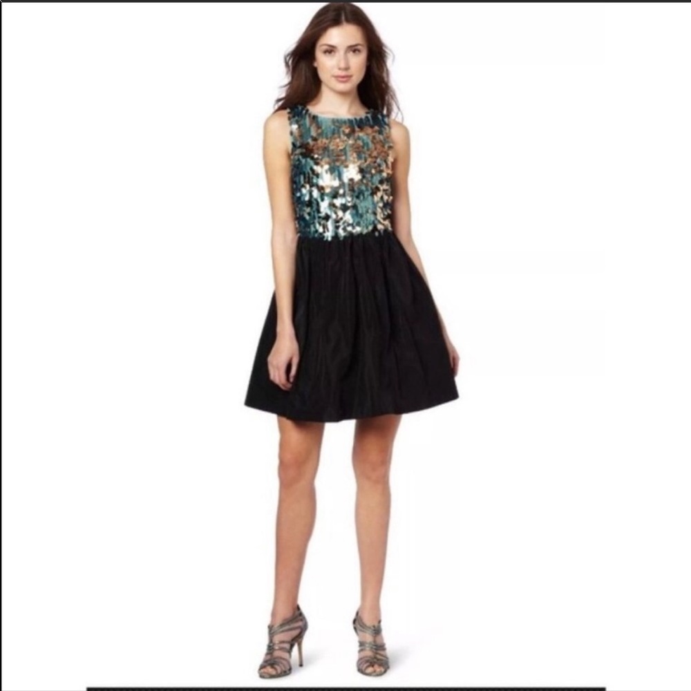 EUC Plenty by Tracy Reese x Anthro Paillette in Size 0